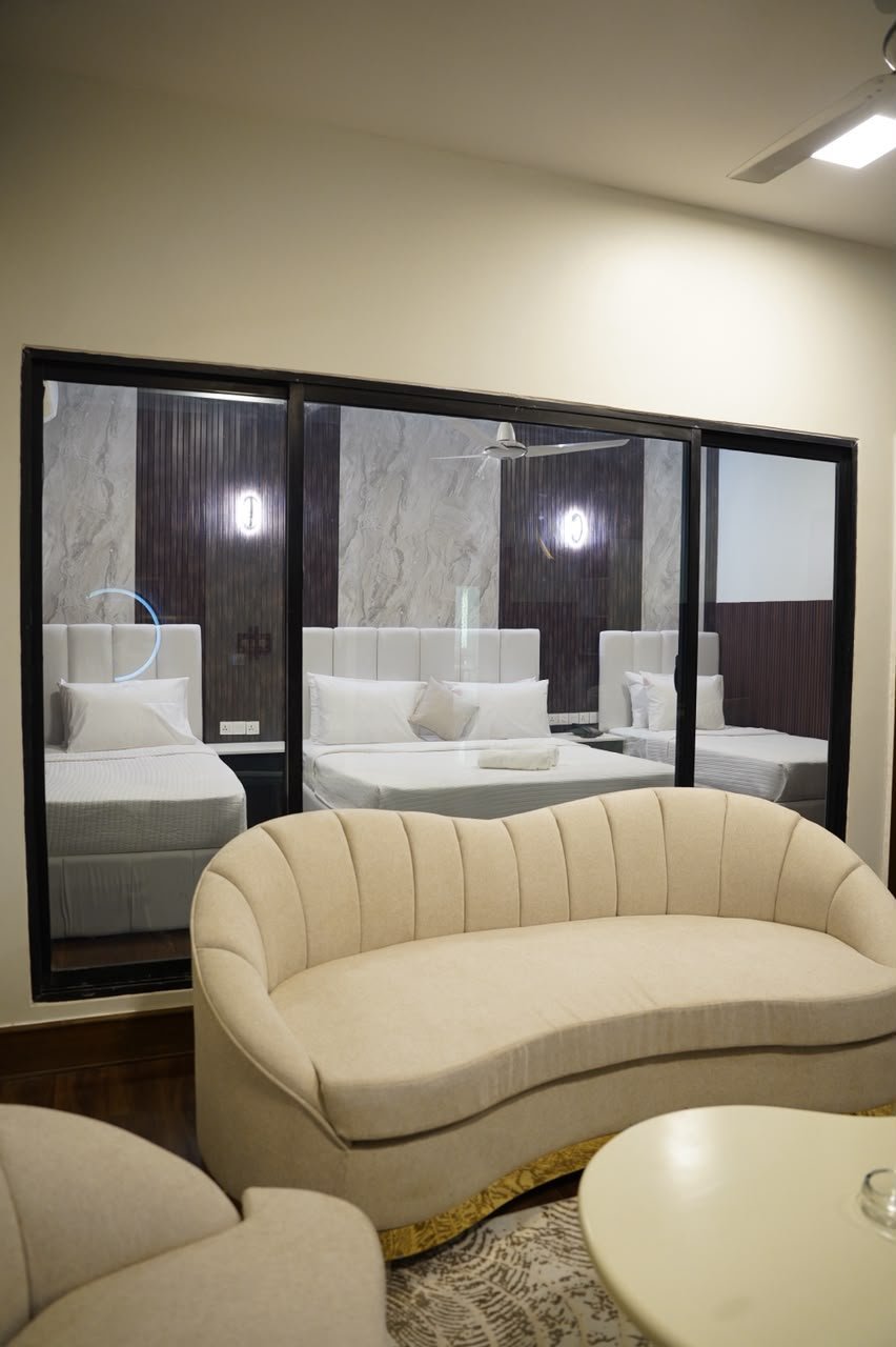 rosewood hotel bedroom